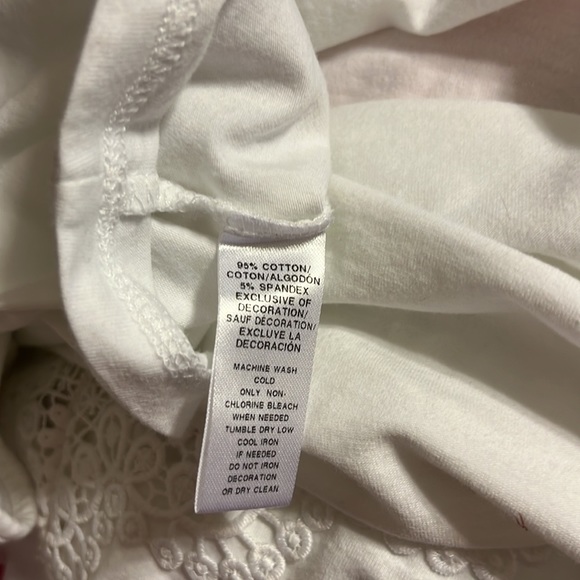 LOFT lace and cotton top - Picture 6 of 6